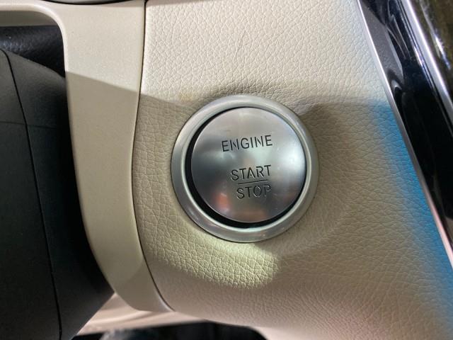 Used Mercedes-benz Glc GLC 300 2019 | Queens Auto Mall. Richmond Hill, New York Used Mercedes-benz Glc GLC 300 2019 | Queens Auto Mall. Richmond Hill, New York