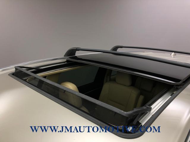 2016 Toyota Highlander AWD 4dr V6 Limited, available for sale in Naugatuck, Connecticut | J&M Automotive Sls&Svc LLC. Naugatuck, Connecticut 2016 Toyota Highlander AWD 4dr V6 Limited, available for sale in Naugatuck, Connecticut | J&M Automotive Sls&Svc LLC. Naugatuck, Connecticut