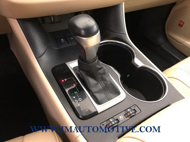 2016 Toyota Highlander AWD 4dr V6 Limited, available for sale in Naugatuck, Connecticut | J&M Automotive Sls&Svc LLC. Naugatuck, Connecticut 2016 Toyota Highlander AWD 4dr V6 Limited, available for sale in Naugatuck, Connecticut | J&M Automotive Sls&Svc LLC. Naugatuck, Connecticut