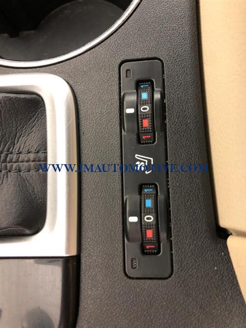 2016 Toyota Highlander AWD 4dr V6 Limited, available for sale in Naugatuck, Connecticut | J&M Automotive Sls&Svc LLC. Naugatuck, Connecticut 2016 Toyota Highlander AWD 4dr V6 Limited, available for sale in Naugatuck, Connecticut | J&M Automotive Sls&Svc LLC. Naugatuck, Connecticut
