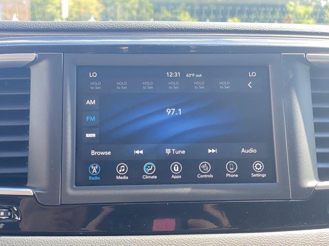 Used Chrysler Pacifica Touring L 2019 | Camy Cars. Great Neck, New York Used Chrysler Pacifica Touring L 2019 | Camy Cars. Great Neck, New York
