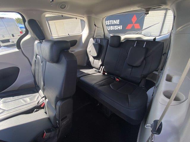 Used Chrysler Pacifica Touring L 2019 | Camy Cars. Great Neck, New York Used Chrysler Pacifica Touring L 2019 | Camy Cars. Great Neck, New York