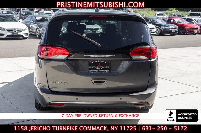 Used Chrysler Pacifica Touring L 2019 | Camy Cars. Great Neck, New York Used Chrysler Pacifica Touring L 2019 | Camy Cars. Great Neck, New York