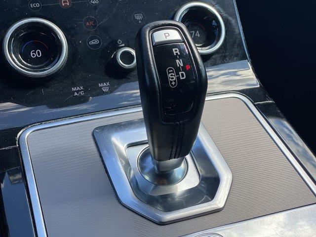 2020 Land Rover Range Rover Evoque SE, available for sale in Great Neck, New York | Camy Cars. Great Neck, New York 2020 Land Rover Range Rover Evoque SE, available for sale in Great Neck, New York | Camy Cars. Great Neck, New York
