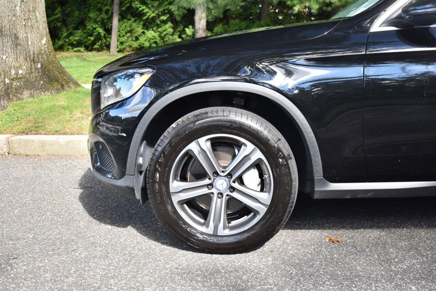 2017 Mercedes-benz Glc GLC 300 4MATIC AWD 4dr SUV, available for sale in Great Neck, New York | Camy Cars. Great Neck, New York 2017 Mercedes-benz Glc GLC 300 4MATIC AWD 4dr SUV, available for sale in Great Neck, New York | Camy Cars. Great Neck, New York