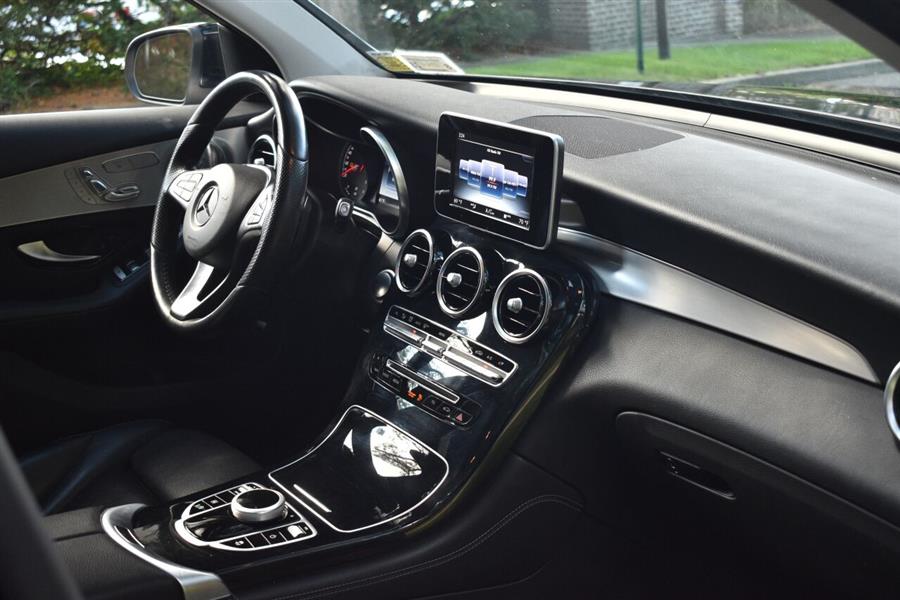 2017 Mercedes-benz Glc GLC 300 4MATIC AWD 4dr SUV, available for sale in Great Neck, New York | Camy Cars. Great Neck, New York 2017 Mercedes-benz Glc GLC 300 4MATIC AWD 4dr SUV, available for sale in Great Neck, New York | Camy Cars. Great Neck, New York