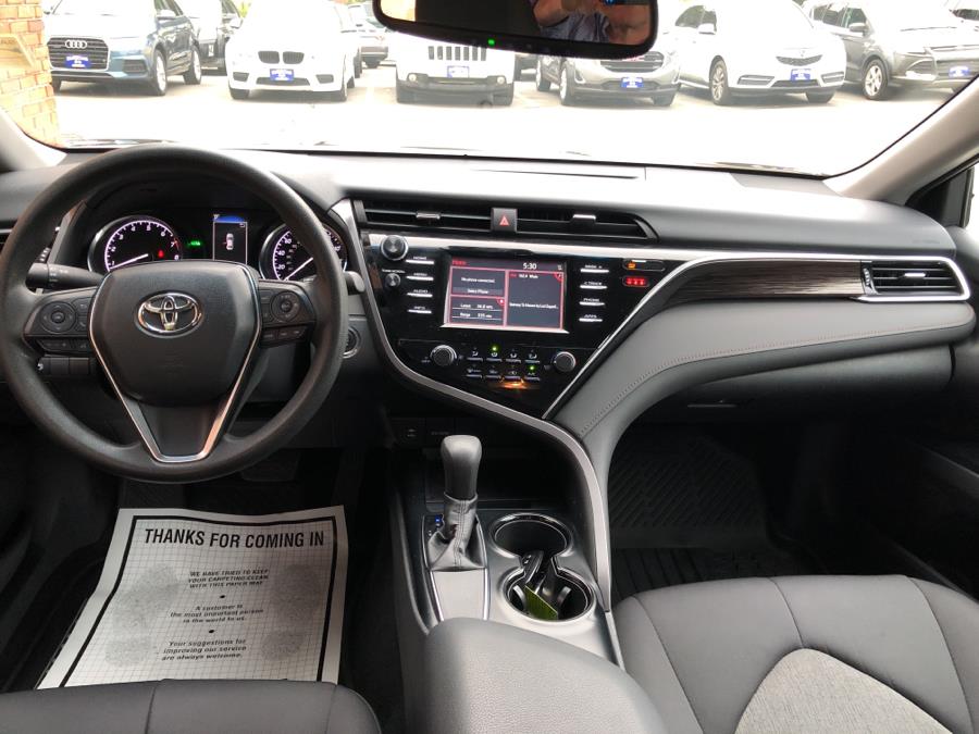 2018 Toyota Camry LE Auto, available for sale in Waterbury, Connecticut | National Auto Brokers, Inc.. Waterbury, Connecticut 2018 Toyota Camry LE Auto, available for sale in Waterbury, Connecticut | National Auto Brokers, Inc.. Waterbury, Connecticut