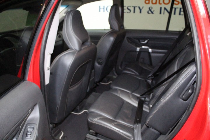 2013 Volvo XC90 AWD 4dr R-Design Premier Plus, available for sale in Plainville, Connecticut | New England Auto Sales LLC. Plainville, Connecticut 2013 Volvo XC90 AWD 4dr R-Design Premier Plus, available for sale in Plainville, Connecticut | New England Auto Sales LLC. Plainville, Connecticut