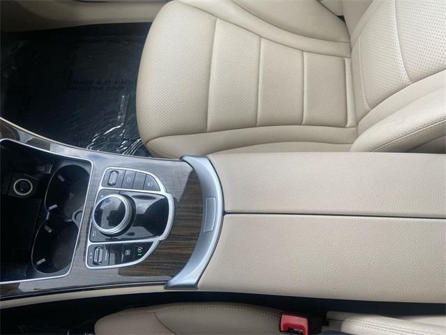 2018 Mercedes-benz Glc GLC 300, available for sale in Stratford, Connecticut | Wiz Leasing Inc. Stratford, Connecticut 2018 Mercedes-benz Glc GLC 300, available for sale in Stratford, Connecticut | Wiz Leasing Inc. Stratford, Connecticut