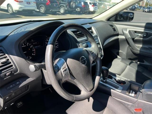 2017 Nissan Altima 2.5 SR, available for sale in Stratford, Connecticut | Wiz Leasing Inc. Stratford, Connecticut 2017 Nissan Altima 2.5 SR, available for sale in Stratford, Connecticut | Wiz Leasing Inc. Stratford, Connecticut