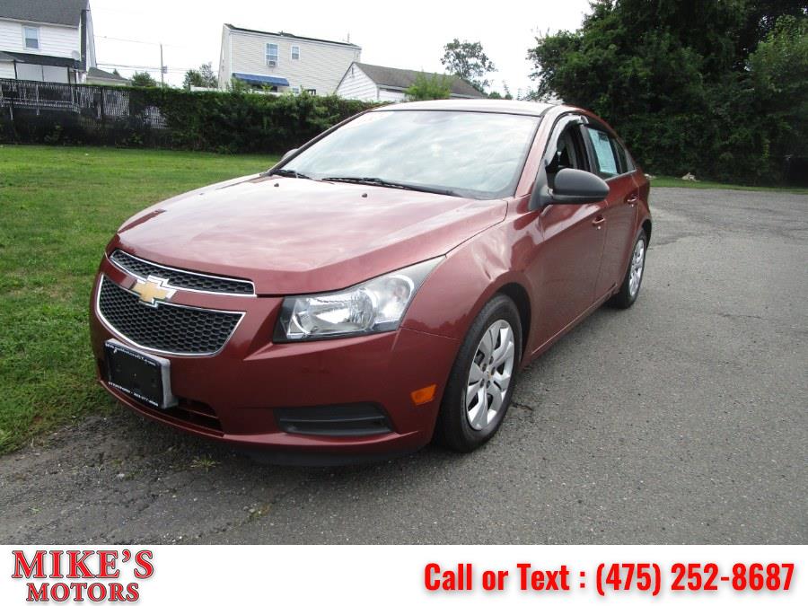 2013 Chevrolet Cruze 4dr Sdn Auto LS, available for sale in Stratford, Connecticut | Mike's Motors LLC. Stratford, Connecticut