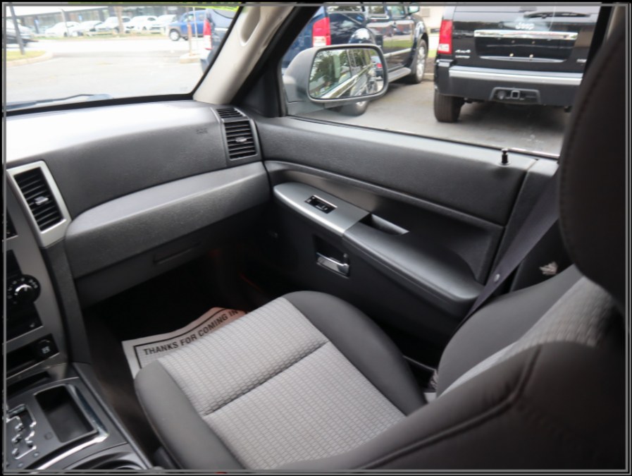 2009 Jeep Grand Cherokee 4WD 4dr Rocky Mountain, available for sale in Huntington Station, New York | My Auto Inc.. Huntington Station, New York 2009 Jeep Grand Cherokee 4WD 4dr Rocky Mountain, available for sale in Huntington Station, New York | My Auto Inc.. Huntington Station, New York