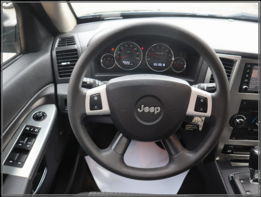2009 Jeep Grand Cherokee 4WD 4dr Rocky Mountain, available for sale in Huntington Station, New York | My Auto Inc.. Huntington Station, New York 2009 Jeep Grand Cherokee 4WD 4dr Rocky Mountain, available for sale in Huntington Station, New York | My Auto Inc.. Huntington Station, New York