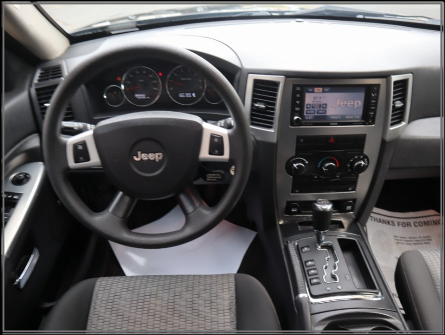 2009 Jeep Grand Cherokee 4WD 4dr Rocky Mountain, available for sale in Huntington Station, New York | My Auto Inc.. Huntington Station, New York 2009 Jeep Grand Cherokee 4WD 4dr Rocky Mountain, available for sale in Huntington Station, New York | My Auto Inc.. Huntington Station, New York