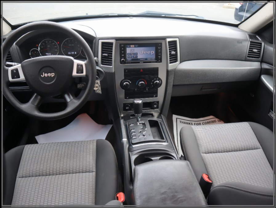 2009 Jeep Grand Cherokee 4WD 4dr Rocky Mountain, available for sale in Huntington Station, New York | My Auto Inc.. Huntington Station, New York 2009 Jeep Grand Cherokee 4WD 4dr Rocky Mountain, available for sale in Huntington Station, New York | My Auto Inc.. Huntington Station, New York