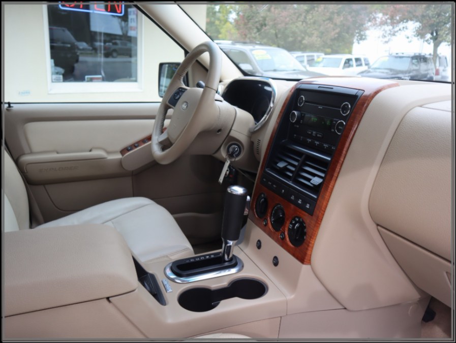 2008 Ford Explorer 4WD 4dr V6 Eddie Bauer, available for sale in Huntington Station, New York | My Auto Inc.. Huntington Station, New York 2008 Ford Explorer 4WD 4dr V6 Eddie Bauer, available for sale in Huntington Station, New York | My Auto Inc.. Huntington Station, New York