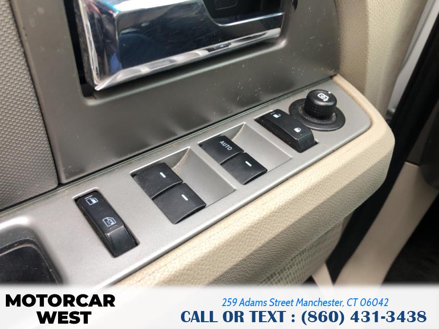 2010 Ford Expedition 4WD 4dr XLT, available for sale in Manchester, Connecticut | Motorcar West. Manchester, Connecticut 2010 Ford Expedition 4WD 4dr XLT, available for sale in Manchester, Connecticut | Motorcar West. Manchester, Connecticut