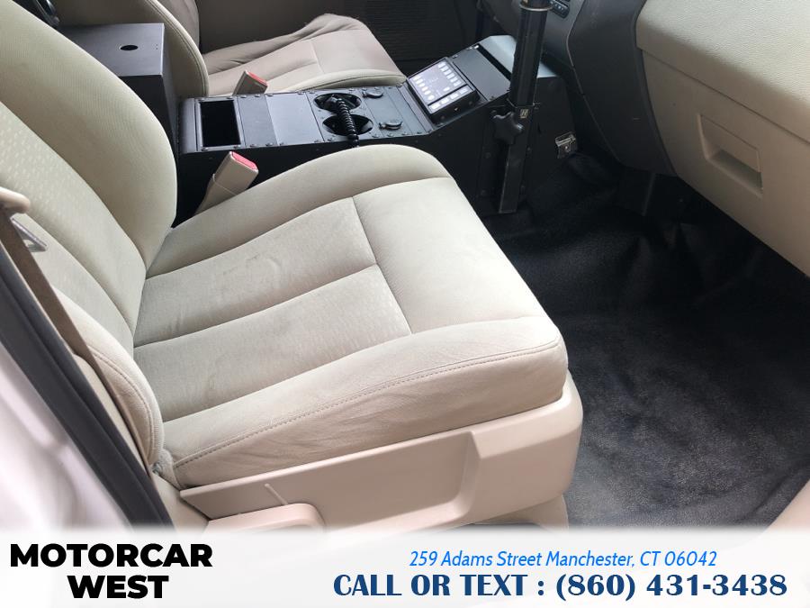 2010 Ford Expedition 4WD 4dr XLT, available for sale in Manchester, Connecticut | Motorcar West. Manchester, Connecticut 2010 Ford Expedition 4WD 4dr XLT, available for sale in Manchester, Connecticut | Motorcar West. Manchester, Connecticut