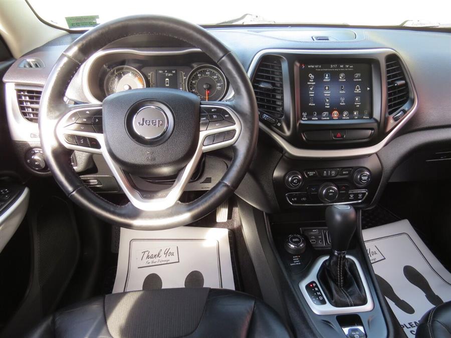 Used Jeep Cherokee Latitude Plus 4x4 4dr SUV 2018 | Lake City Exports Inc. Auburn, Maine Used Jeep Cherokee Latitude Plus 4x4 4dr SUV 2018 | Lake City Exports Inc. Auburn, Maine