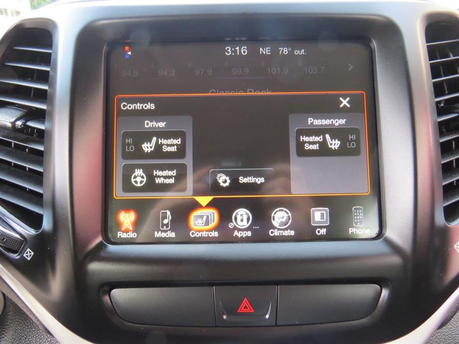 Used Jeep Cherokee Latitude Plus 4x4 4dr SUV 2018 | Lake City Exports Inc. Auburn, Maine Used Jeep Cherokee Latitude Plus 4x4 4dr SUV 2018 | Lake City Exports Inc. Auburn, Maine