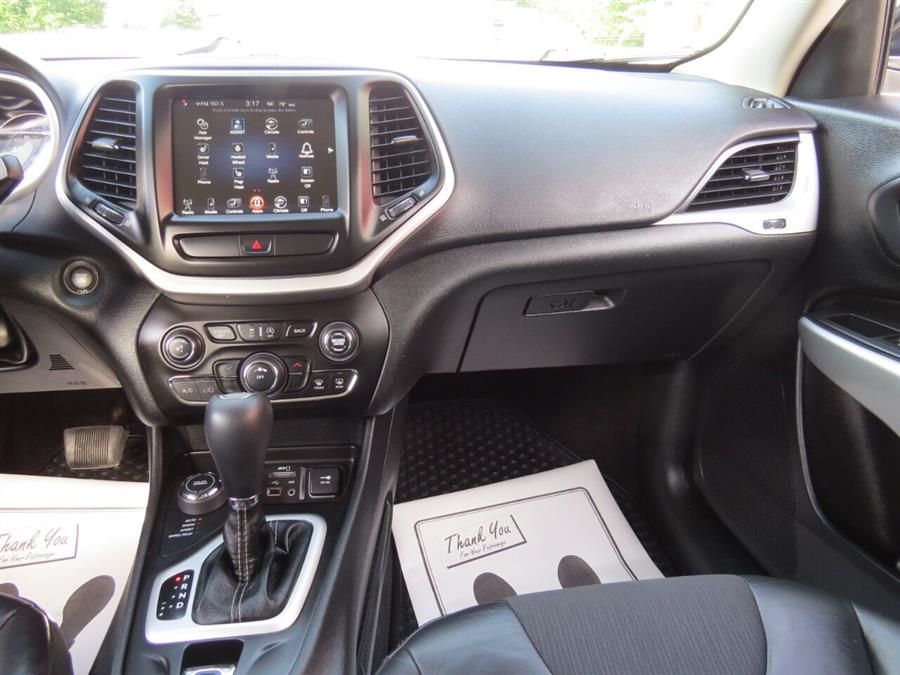 Used Jeep Cherokee Latitude Plus 4x4 4dr SUV 2018 | Lake City Exports Inc. Auburn, Maine Used Jeep Cherokee Latitude Plus 4x4 4dr SUV 2018 | Lake City Exports Inc. Auburn, Maine