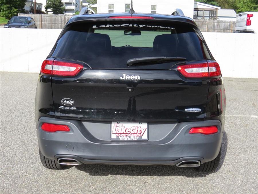 Used Jeep Cherokee Latitude Plus 4x4 4dr SUV 2018 | Lake City Exports Inc. Auburn, Maine Used Jeep Cherokee Latitude Plus 4x4 4dr SUV 2018 | Lake City Exports Inc. Auburn, Maine