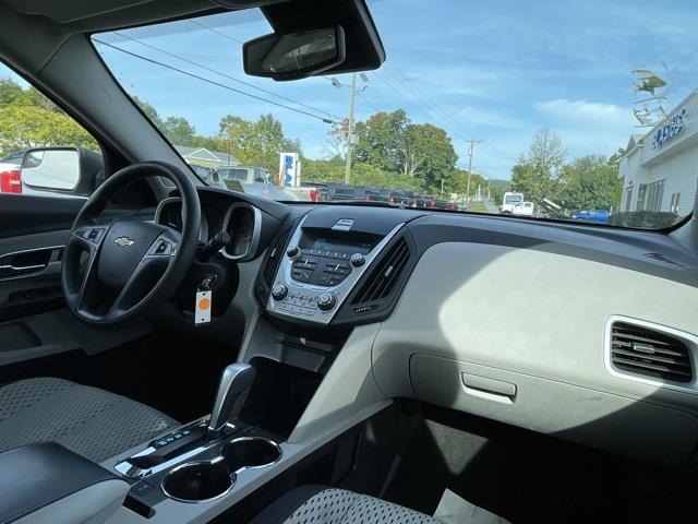 Used Chevrolet Equinox LS 2014 | Blasius Federal Road. Brookfield, Connecticut Used Chevrolet Equinox LS 2014 | Blasius Federal Road. Brookfield, Connecticut