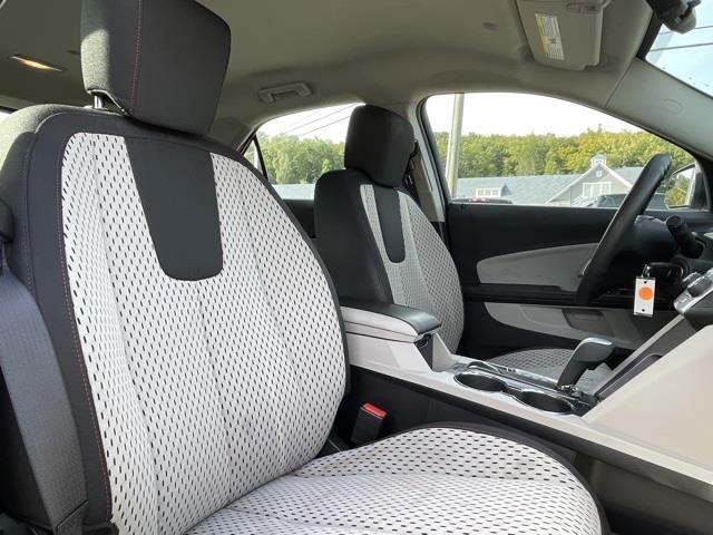 Used Chevrolet Equinox LS 2014 | Blasius Federal Road. Brookfield, Connecticut Used Chevrolet Equinox LS 2014 | Blasius Federal Road. Brookfield, Connecticut