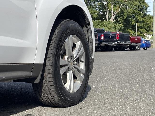 Used Chevrolet Equinox LS 2014 | Blasius Federal Road. Brookfield, Connecticut Used Chevrolet Equinox LS 2014 | Blasius Federal Road. Brookfield, Connecticut