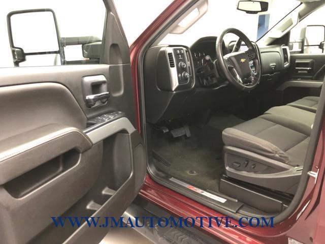 2017 Chevrolet Silverado 3500hd 4WD Crew Cab 153.7 LT, available for sale in Naugatuck, Connecticut | J&M Automotive Sls&Svc LLC. Naugatuck, Connecticut 2017 Chevrolet Silverado 3500hd 4WD Crew Cab 153.7 LT, available for sale in Naugatuck, Connecticut | J&M Automotive Sls&Svc LLC. Naugatuck, Connecticut
