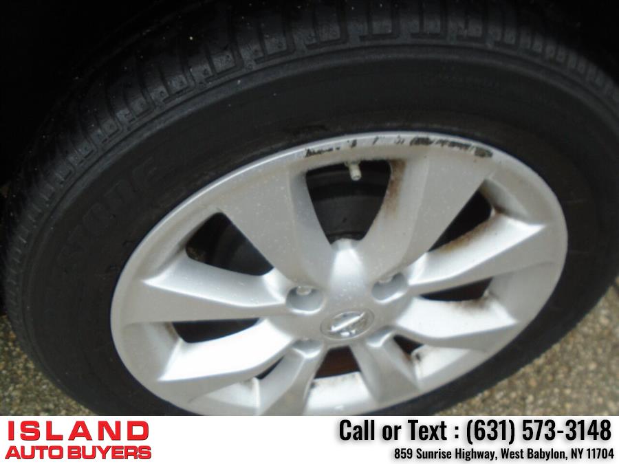 Used Nissan Sentra 2.0 SL 4dr Sedan 2011 | Island Auto Buyers. West Babylon, New York Used Nissan Sentra 2.0 SL 4dr Sedan 2011 | Island Auto Buyers. West Babylon, New York