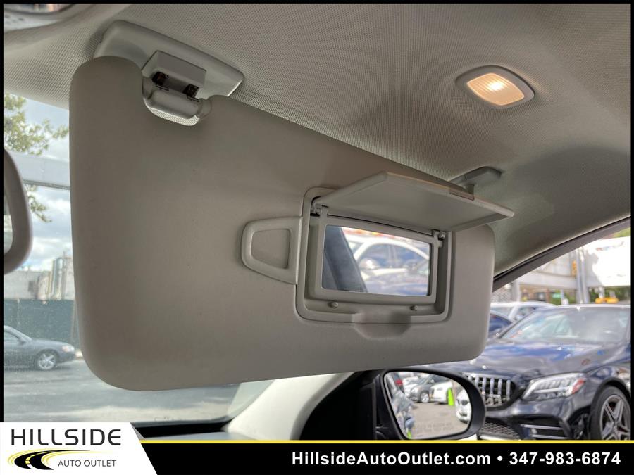 Used Mercedes-benz C-class C 300 2016 | Hillside Auto Outlet. Jamaica, New York Used Mercedes-benz C-class C 300 2016 | Hillside Auto Outlet. Jamaica, New York