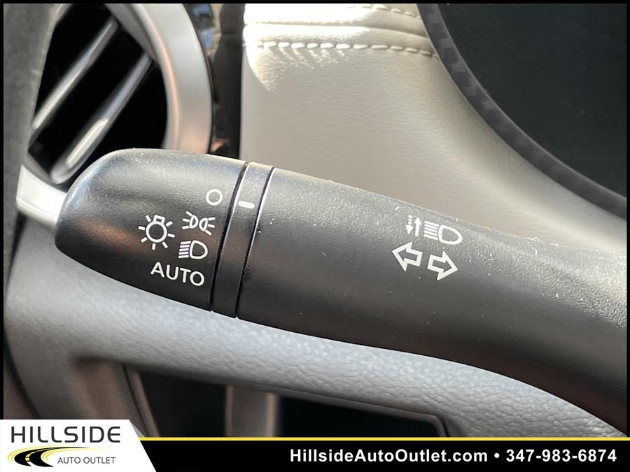 Used Nissan Versa 1.6 SV 2020 | Hillside Auto Outlet. Jamaica, New York Used Nissan Versa 1.6 SV 2020 | Hillside Auto Outlet. Jamaica, New York