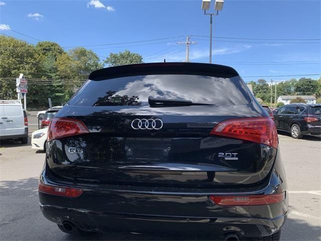 2012 Audi Q5 2.0T Premium, available for sale in Stratford, Connecticut | Wiz Leasing Inc. Stratford, Connecticut 2012 Audi Q5 2.0T Premium, available for sale in Stratford, Connecticut | Wiz Leasing Inc. Stratford, Connecticut