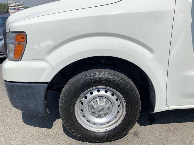 2014 Nissan Nv2500 Hd S, available for sale in Stratford, Connecticut | Wiz Leasing Inc. Stratford, Connecticut 2014 Nissan Nv2500 Hd S, available for sale in Stratford, Connecticut | Wiz Leasing Inc. Stratford, Connecticut