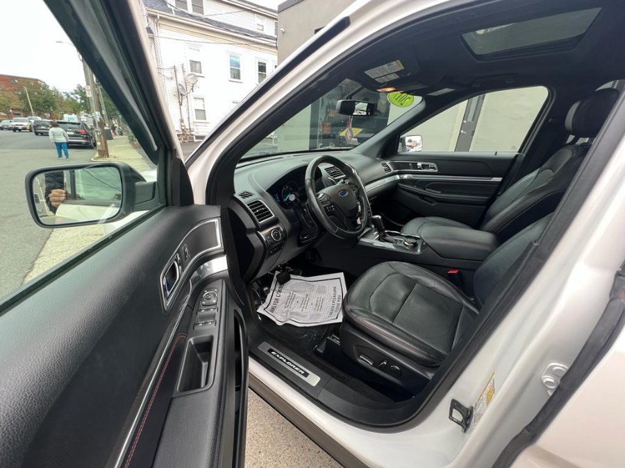 Used Ford Explorer Sport 4WD 2017 | New Star Motors. Peabody, Massachusetts Used Ford Explorer Sport 4WD 2017 | New Star Motors. Peabody, Massachusetts
