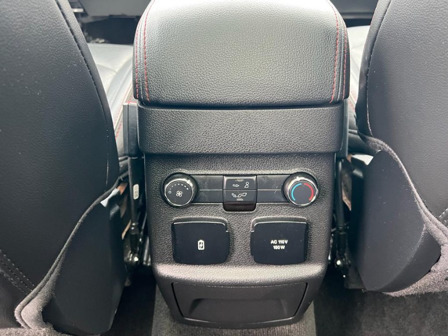 Used Ford Explorer Sport 4WD 2017 | New Star Motors. Peabody, Massachusetts Used Ford Explorer Sport 4WD 2017 | New Star Motors. Peabody, Massachusetts