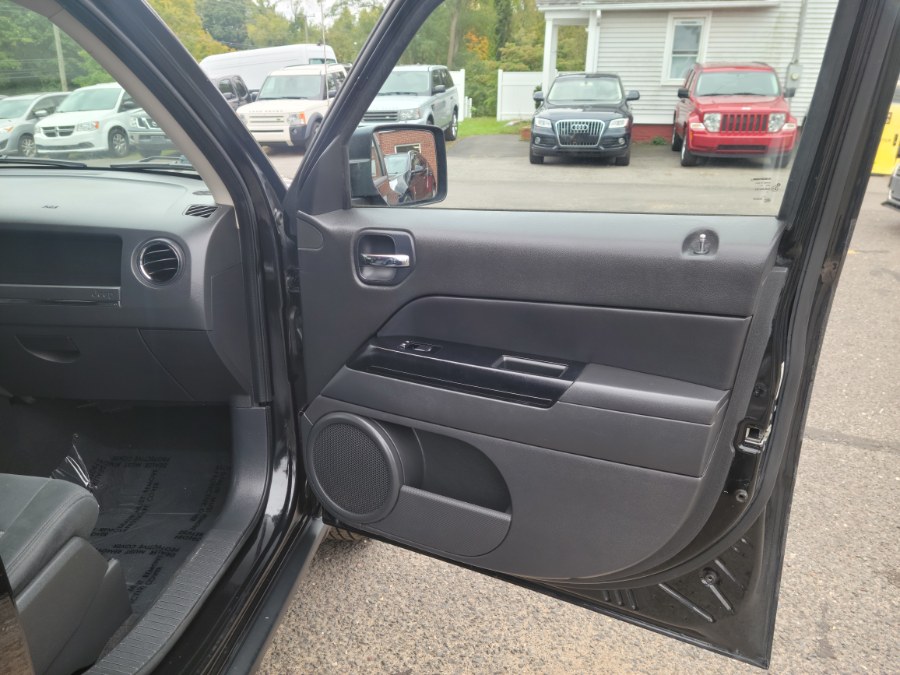 Used Jeep Patriot 4WD 4dr Sport 2011 | Toro Auto. East Windsor, Connecticut Used Jeep Patriot 4WD 4dr Sport 2011 | Toro Auto. East Windsor, Connecticut