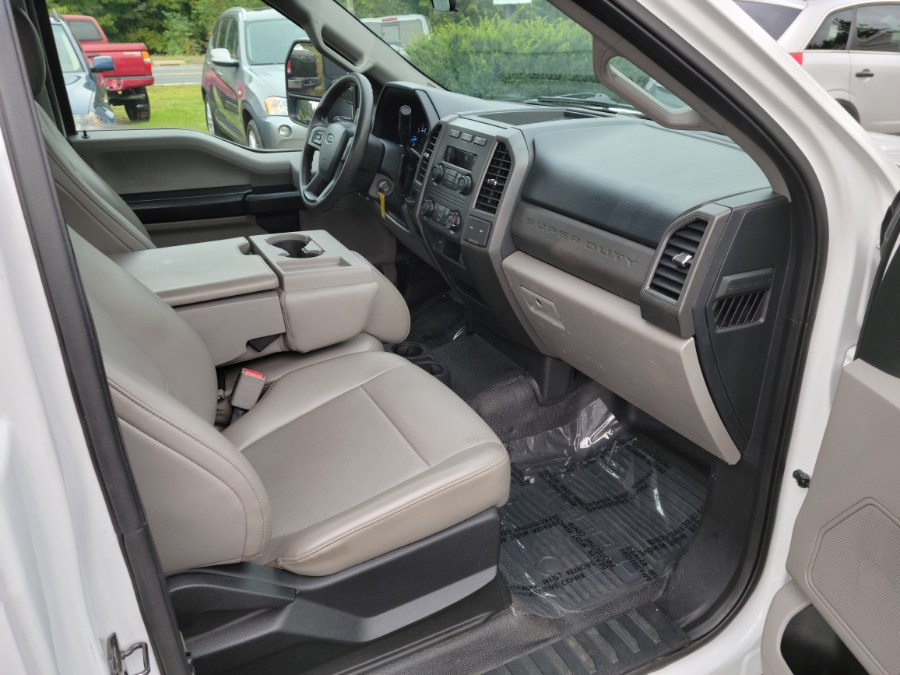 2017 Ford Super Duty F-250 SRW XL 2WD Reg Cab 8'' Box, available for sale in East Windsor, Connecticut | Toro Auto. East Windsor, Connecticut 2017 Ford Super Duty F-250 SRW XL 2WD Reg Cab 8'' Box, available for sale in East Windsor, Connecticut | Toro Auto. East Windsor, Connecticut