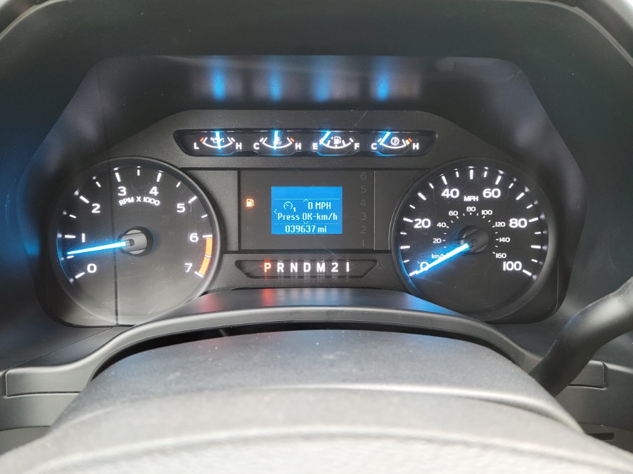 2017 Ford Super Duty F-250 SRW XL 2WD Reg Cab 8'' Box, available for sale in East Windsor, Connecticut | Toro Auto. East Windsor, Connecticut 2017 Ford Super Duty F-250 SRW XL 2WD Reg Cab 8'' Box, available for sale in East Windsor, Connecticut | Toro Auto. East Windsor, Connecticut