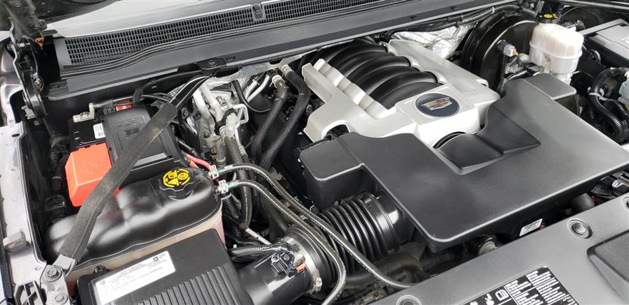 2018 Cadillac Escalade 4WD 4dr Premium Luxury, available for sale in Little Ferry, New Jersey | Victoria Preowned Autos Inc. Little Ferry, New Jersey 2018 Cadillac Escalade 4WD 4dr Premium Luxury, available for sale in Little Ferry, New Jersey | Victoria Preowned Autos Inc. Little Ferry, New Jersey