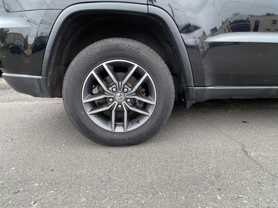 2017 Jeep Grand Cherokee Limited, available for sale in Waterbury, Connecticut | Prestige Auto Superstore. Waterbury, Connecticut 2017 Jeep Grand Cherokee Limited, available for sale in Waterbury, Connecticut | Prestige Auto Superstore. Waterbury, Connecticut
