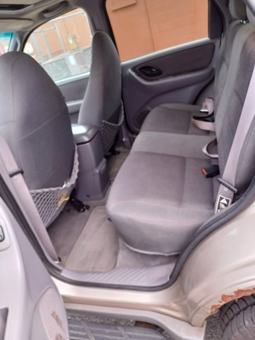 Used Ford Escape 4dr 103" WB XLT 4WD 2001 | Payless Auto Sale. South Hadley, Massachusetts Used Ford Escape 4dr 103" WB XLT 4WD 2001 | Payless Auto Sale. South Hadley, Massachusetts
