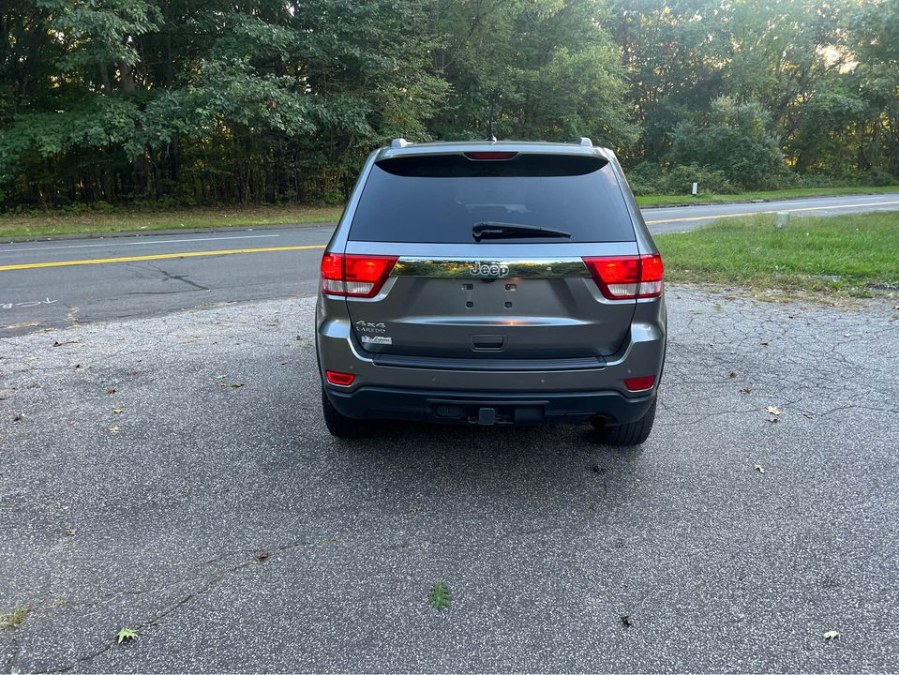 2013 Jeep Grand Cherokee 4WD 4dr Laredo, available for sale in Waterbury, Connecticut | WT Auto LLC. Waterbury, Connecticut 2013 Jeep Grand Cherokee 4WD 4dr Laredo, available for sale in Waterbury, Connecticut | WT Auto LLC. Waterbury, Connecticut