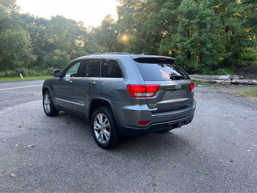 2013 Jeep Grand Cherokee 4WD 4dr Laredo, available for sale in Waterbury, Connecticut | WT Auto LLC. Waterbury, Connecticut 2013 Jeep Grand Cherokee 4WD 4dr Laredo, available for sale in Waterbury, Connecticut | WT Auto LLC. Waterbury, Connecticut