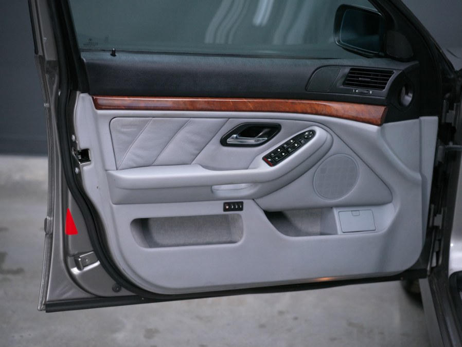 2002 BMW 5 Series 530i 4dr Sdn 5-Spd Manual, available for sale in North Salem, New York | Meccanic Shop North Inc. North Salem, New York 2002 BMW 5 Series 530i 4dr Sdn 5-Spd Manual, available for sale in North Salem, New York | Meccanic Shop North Inc. North Salem, New York