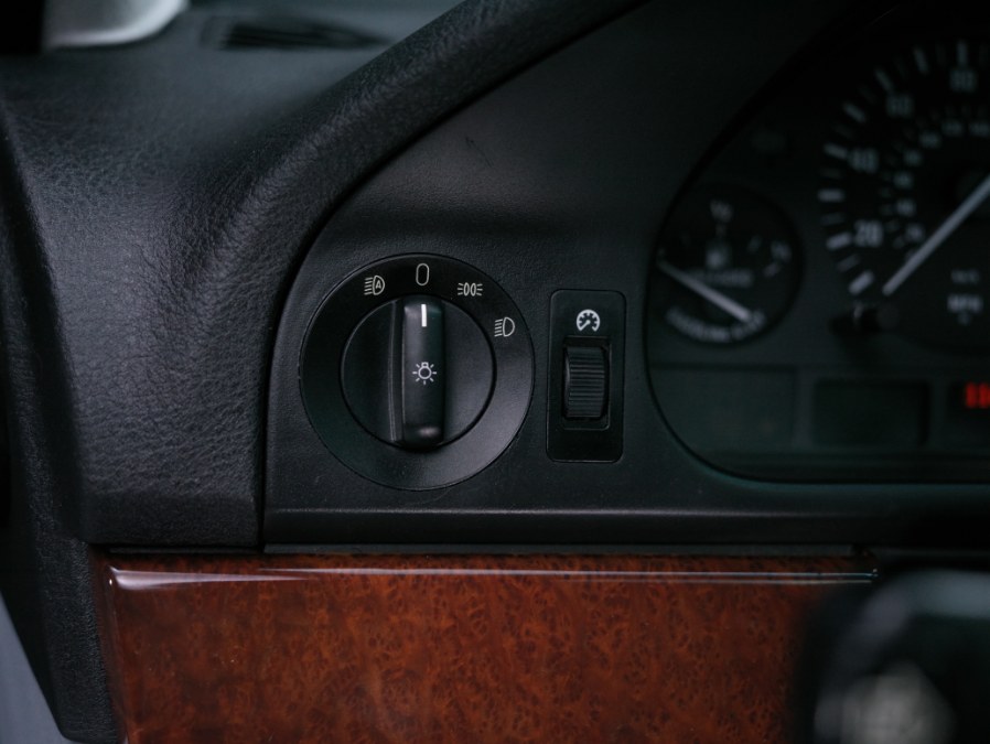 2002 BMW 5 Series 530i 4dr Sdn 5-Spd Manual, available for sale in North Salem, New York | Meccanic Shop North Inc. North Salem, New York 2002 BMW 5 Series 530i 4dr Sdn 5-Spd Manual, available for sale in North Salem, New York | Meccanic Shop North Inc. North Salem, New York