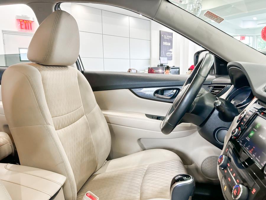 2019 Nissan Rogue AWD SV, available for sale in Franklin Square, New York | Luxury Motor Club. Franklin Square, New York 2019 Nissan Rogue AWD SV, available for sale in Franklin Square, New York | Luxury Motor Club. Franklin Square, New York