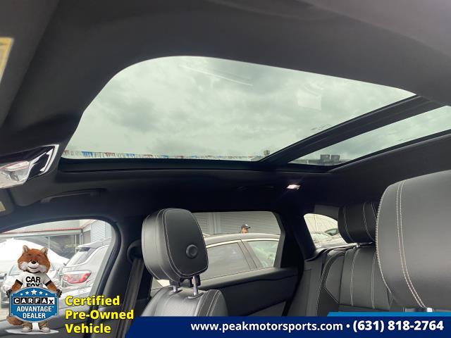 Used Land Rover Range Rover Velar P250 R-Dynamic SE 2018 | Peak Automotive Inc.. Bayshore, New York Used Land Rover Range Rover Velar P250 R-Dynamic SE 2018 | Peak Automotive Inc.. Bayshore, New York