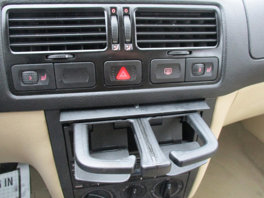 2002 Volkswagen Jetta Wagon 4dr Wgn GLS Auto, available for sale in West Babylon, New York | New Gen Auto Group. West Babylon, New York 2002 Volkswagen Jetta Wagon 4dr Wgn GLS Auto, available for sale in West Babylon, New York | New Gen Auto Group. West Babylon, New York
